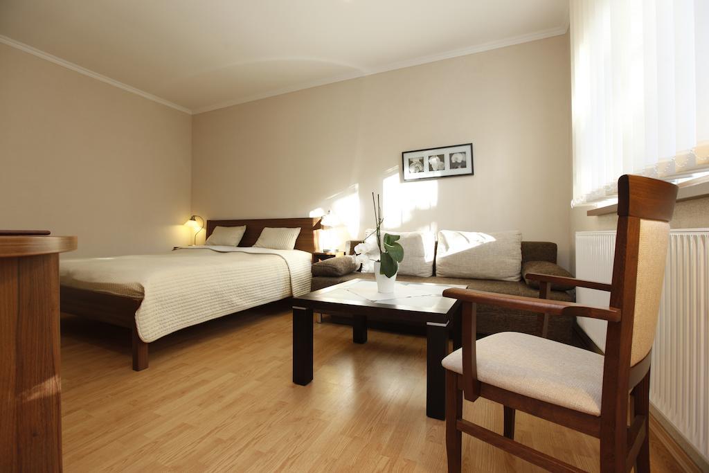 Penzion Astra Piest'any Habitación foto